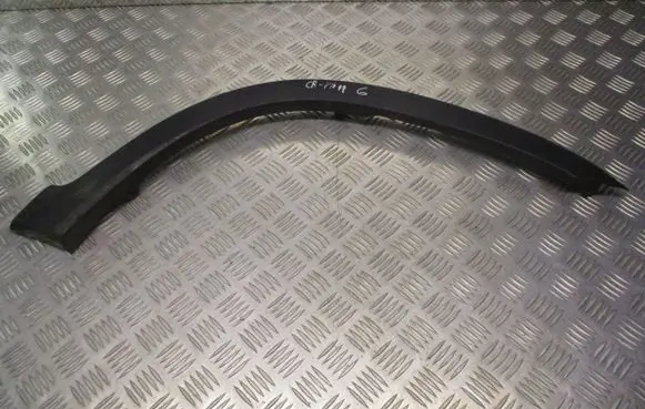 Honda CR-V Fender trim (molding)