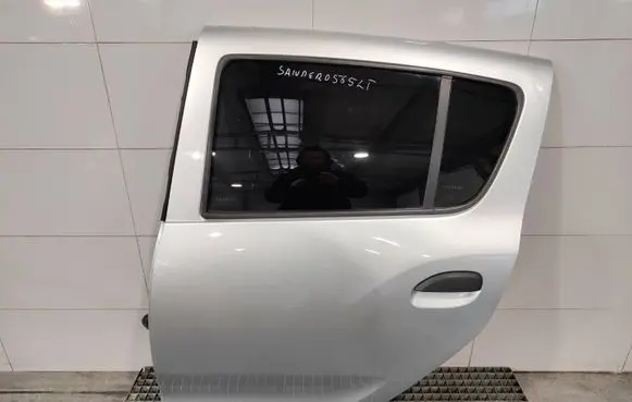 Dacia Sandero II Rear door 