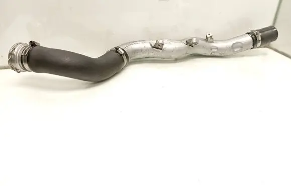 Intercooler hose/pipe