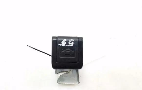 Engine bonnet (hood) release handle