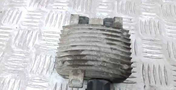 Volvo V70 Coolant fan relay 940007601