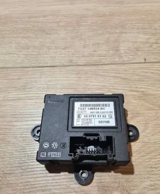 Volvo S80 Door control unit/module 7G9T14B534BC 14C236BC 0507918102