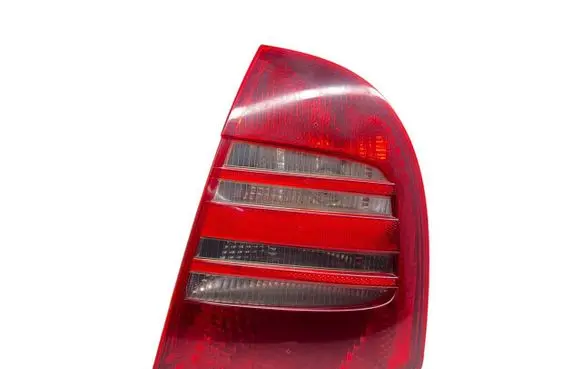 Skoda Superb B5 (3U) Rear/tail lights 3U5945112 3U5945096 1SCX13B454AA