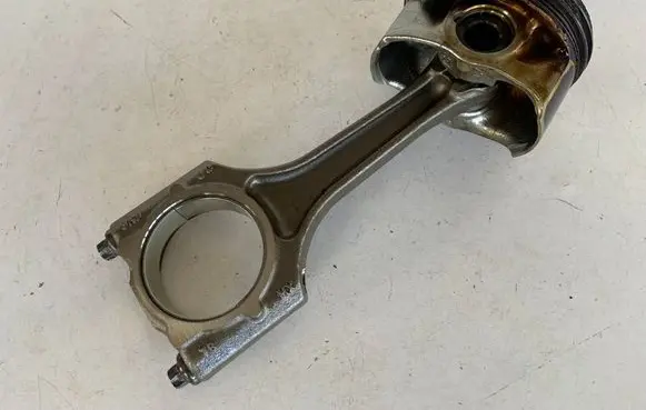 Audi Q5 SQ5 Piston with connecting rod 06H198401C
