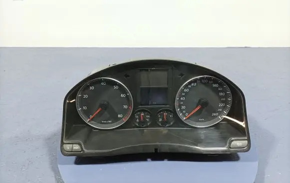 Volkswagen Jetta V Speedometer (instrument cluster) 1K0920864A