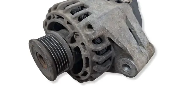 Opel Vectra C Generator/alternator 