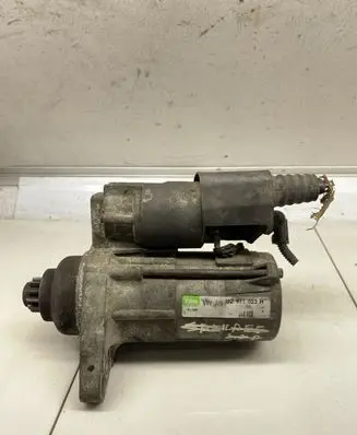 Volkswagen Golf V Starter motor 02Z911023H