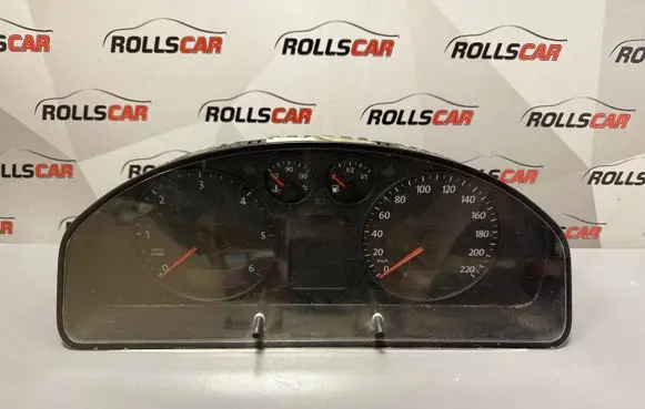 Volkswagen Transporter - Caravelle T5 Speedometer (instrument cluster) 7H0920850R
