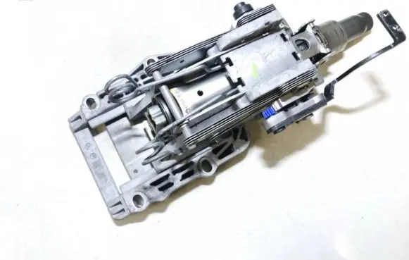 Audi TT Mk1 Steering wheel axle 50159772