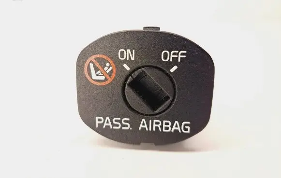 Volvo V50 Passenger airbag on/off switch 08697008 05175C0125