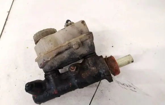 Mercedes-Benz W123 Master brake cylinder