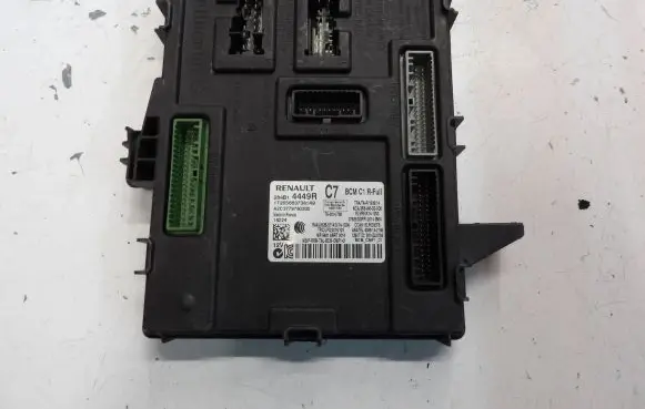 Renault Megane IV Comfort/convenience module 284B14449R 17265663738149 A2C3779780300