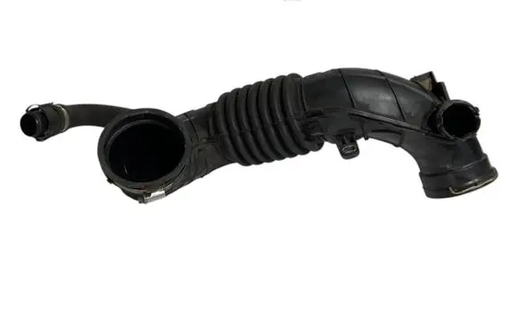 BMW 1 F20 F21 Turbo air intake inlet pipe/hose 7810745 13717810745