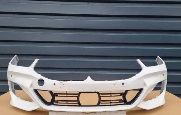 BMW 8 G14 Front bumper 51118070558