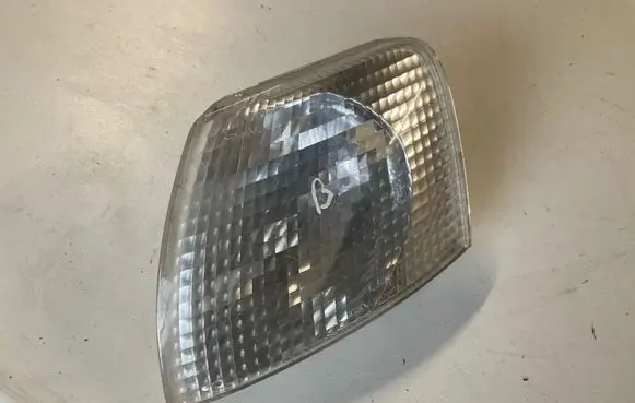 Volkswagen PASSAT B5 Front indicator light 3B0953049C 41541