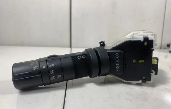 Nissan Qashqai Indicator stalk OX20SD