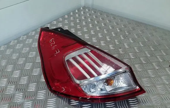 Ford Fiesta Rear/tail lights CBB13405B