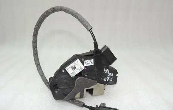 Ford Focus ST Front door lock 2067563 BM5AA21813CF