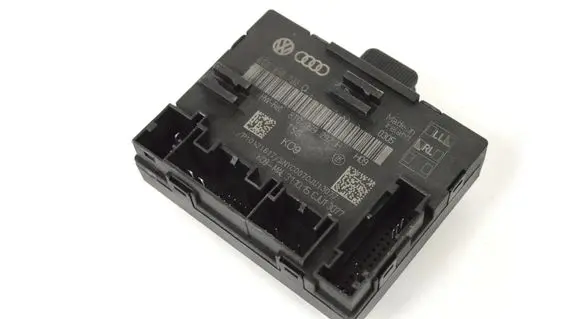 Audi A5 Door control unit/module 8T0959792H