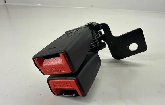 Ford Ecosport Middle seatbelt buckle (rear) GN15A613K21CCW GN1Z5860045CB