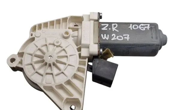 Mercedes-Benz E C207 W207 Rear door window regulator motor A2078200642 934531100