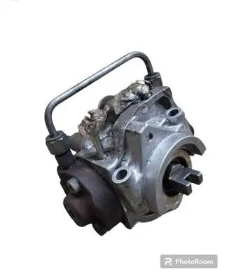 Toyota RAV 4 (XA30) Fuel injection high pressure pump 221000R020 HU2940000305