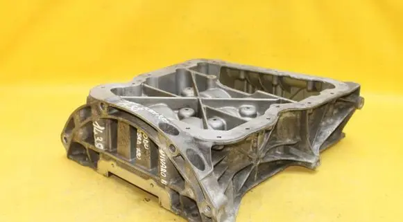 Opel Vivaro Oil sump