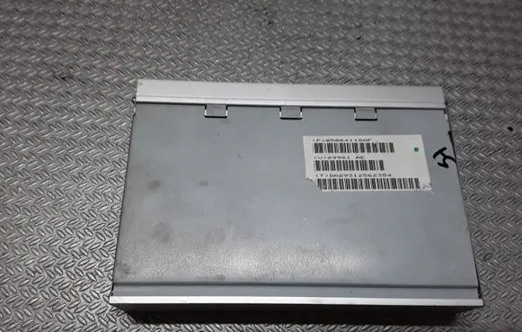 Chrysler 300 - 300C Sound amplifier P05064118AF
