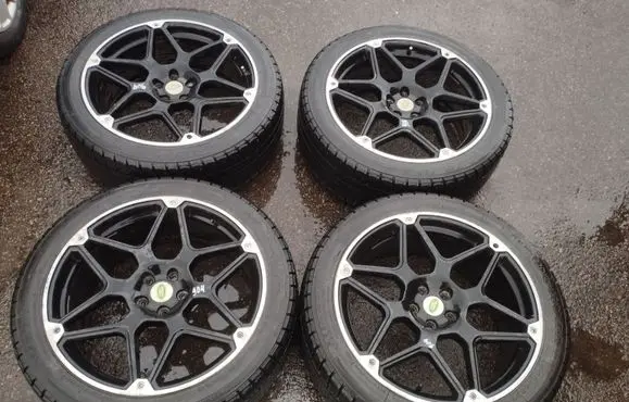 R20 alloy rim