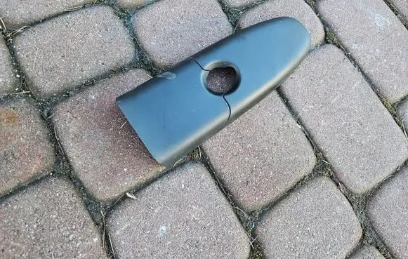 Rear view mirror (interior)