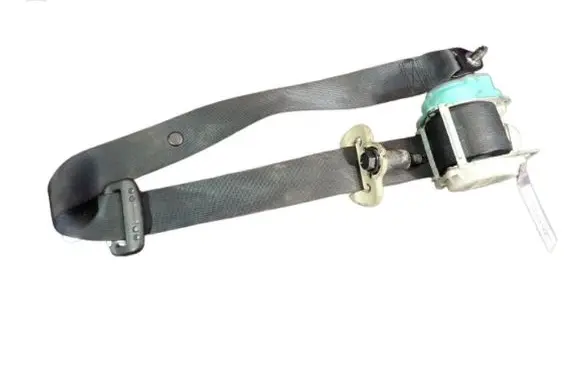 Nissan Note (E11) Front seatbelt