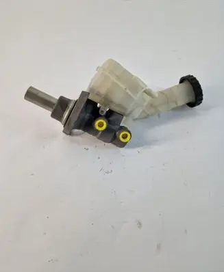 Mitsubishi Outlander Master brake cylinder 220529
