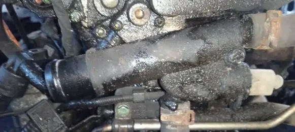Skoda Octavia Mk2 (1Z) Engine coolant pipe/hose 038121132D