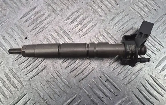 Mercedes-Benz CLS C219 Fuel injector A6420701987 0445115