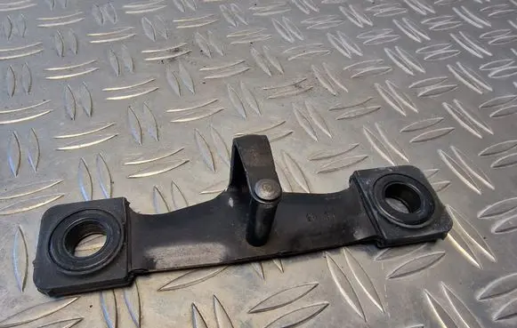 Volkswagen PASSAT B8 Trunk lock loop 8V0827507E