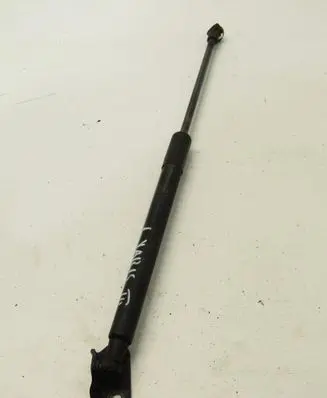 Toyota Yaris Tailgate strut 689600W620