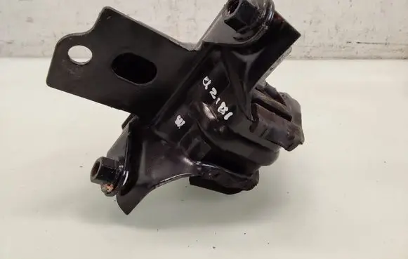 Seat Ibiza IV (6J,6P) Engine mount bracket 6Q0199555