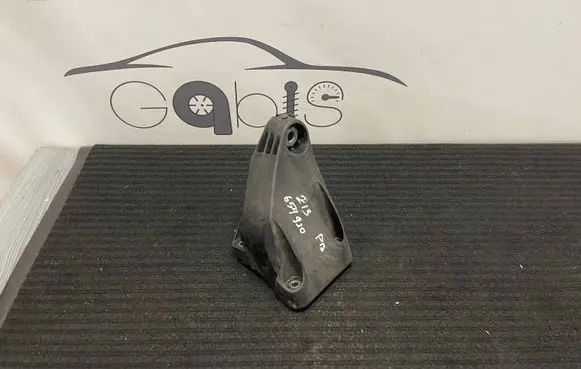 Mercedes-Benz E W213 Engine mounting bracket A6542230100