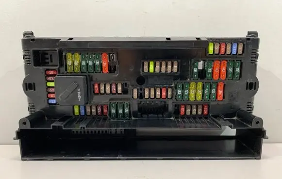 BMW 5 F10 F11 Fuse box set 9252815