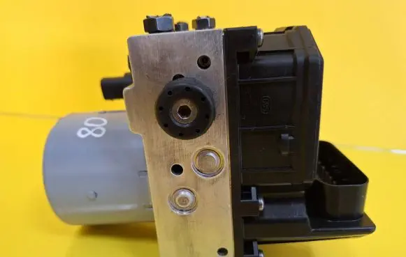 Audi A6 S6 C5 4B ABS Pump 4B0614517C 0265225124 0265950055