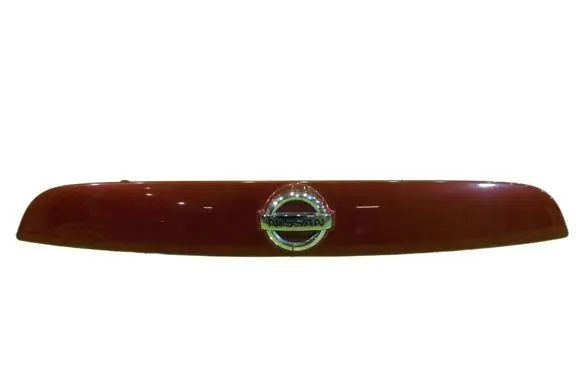 Nissan Juke I F15 Rear light center trim bar blend 