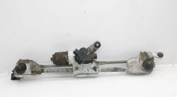 Nissan Pathfinder R51 Front wiper linkage and motor