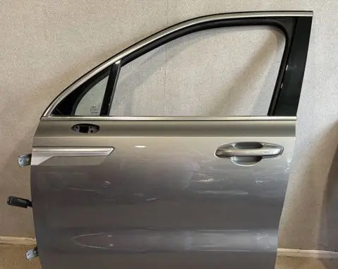KIA Sorento IV Front door 