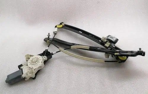 Mercedes-Benz AMG GT R190 C190 Front door electric window regulator A2577204709