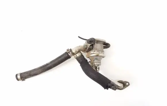 Audi A4 S4 B7 8E 8H Valve 078131102L