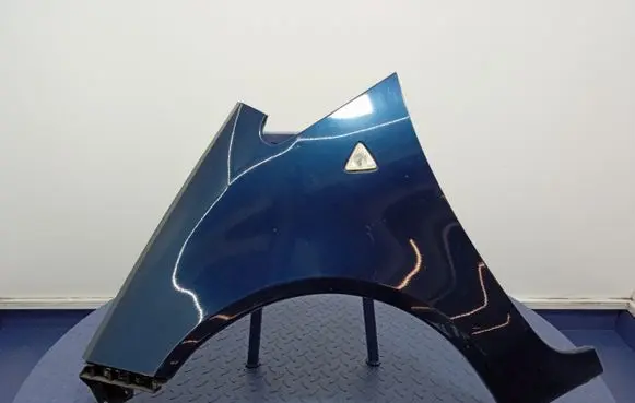 Mitsubishi Colt Fender