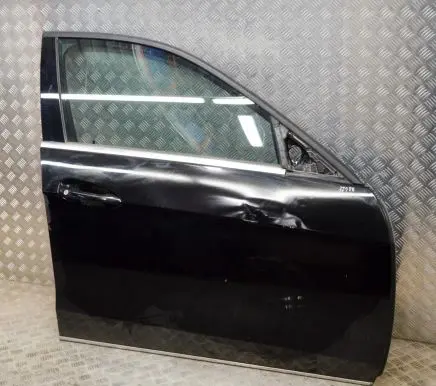 Mercedes-Benz E W212 Front door A2127205400