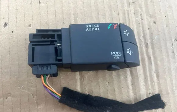 Renault Clio IV Multifunctional control switch/knob 344422020AG A23L2