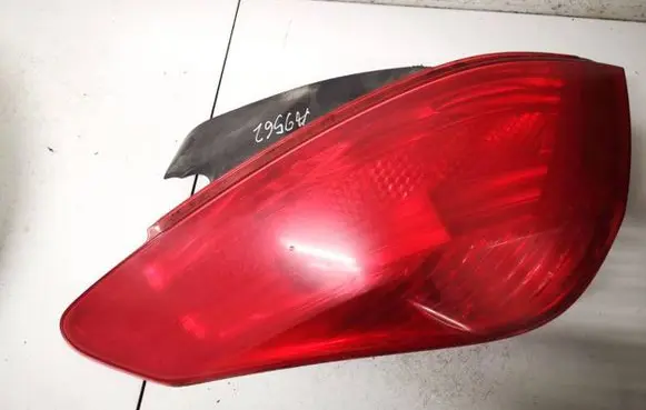 Peugeot 308 Rear/tail lights 9680425980