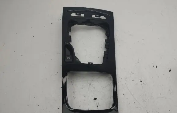 Opel Insignia B Gear shifter surround trim plastic 39126636